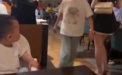 饱满大乳欲妇乱小说